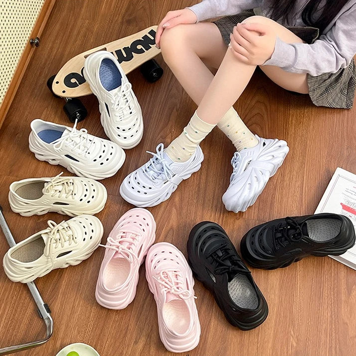 Cave shoes for women to wear in summer trendy beach shoes sandals for couples men to wade through water toe tips trendy slippers